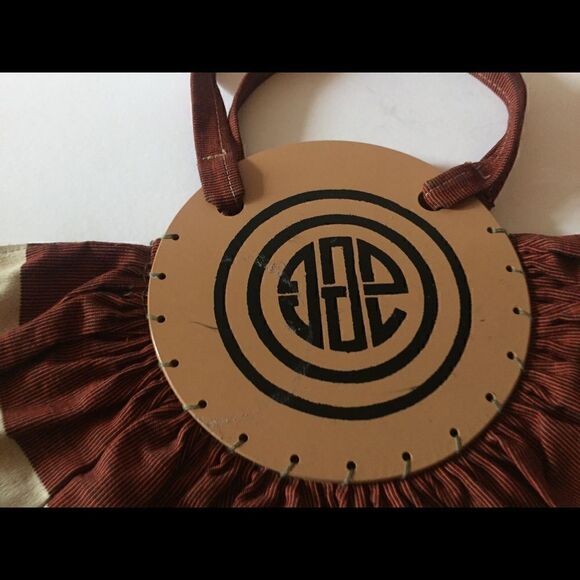 Abstract Canvas Handbag    - Picture 4 of 4